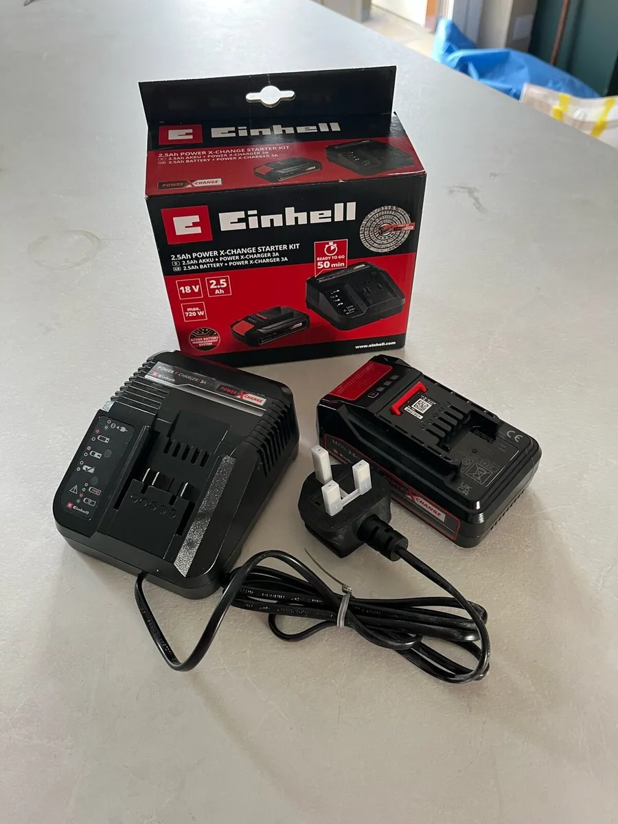 Einhell battery and charger - Image 2