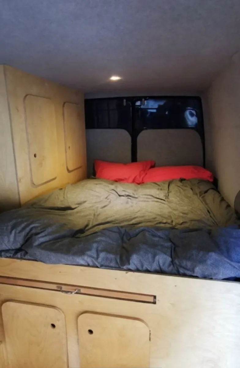 VW LT35 CAMPER - Image 2