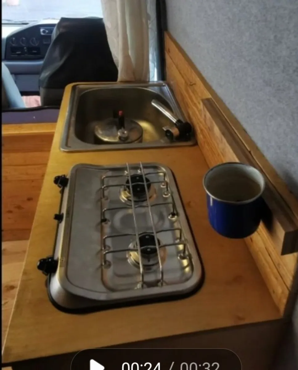 VW LT35 CAMPER - Image 4