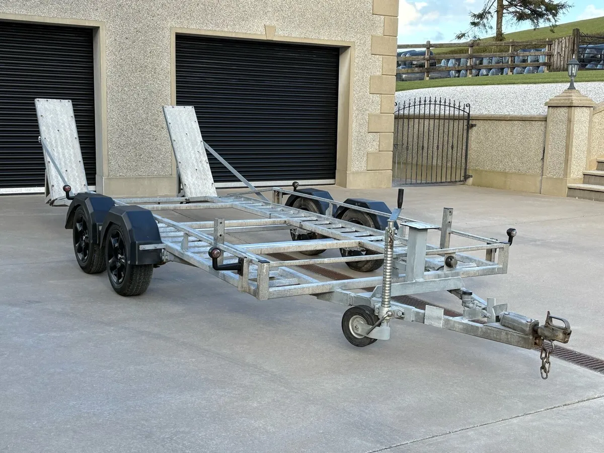 Car Transporter - Image 1