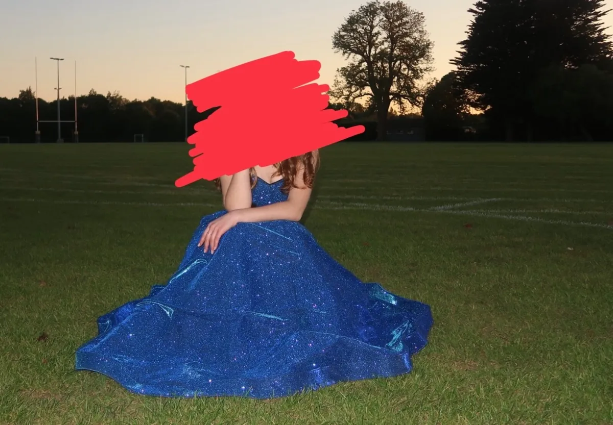 Prom/ graduation/ valedictory dress - Image 2