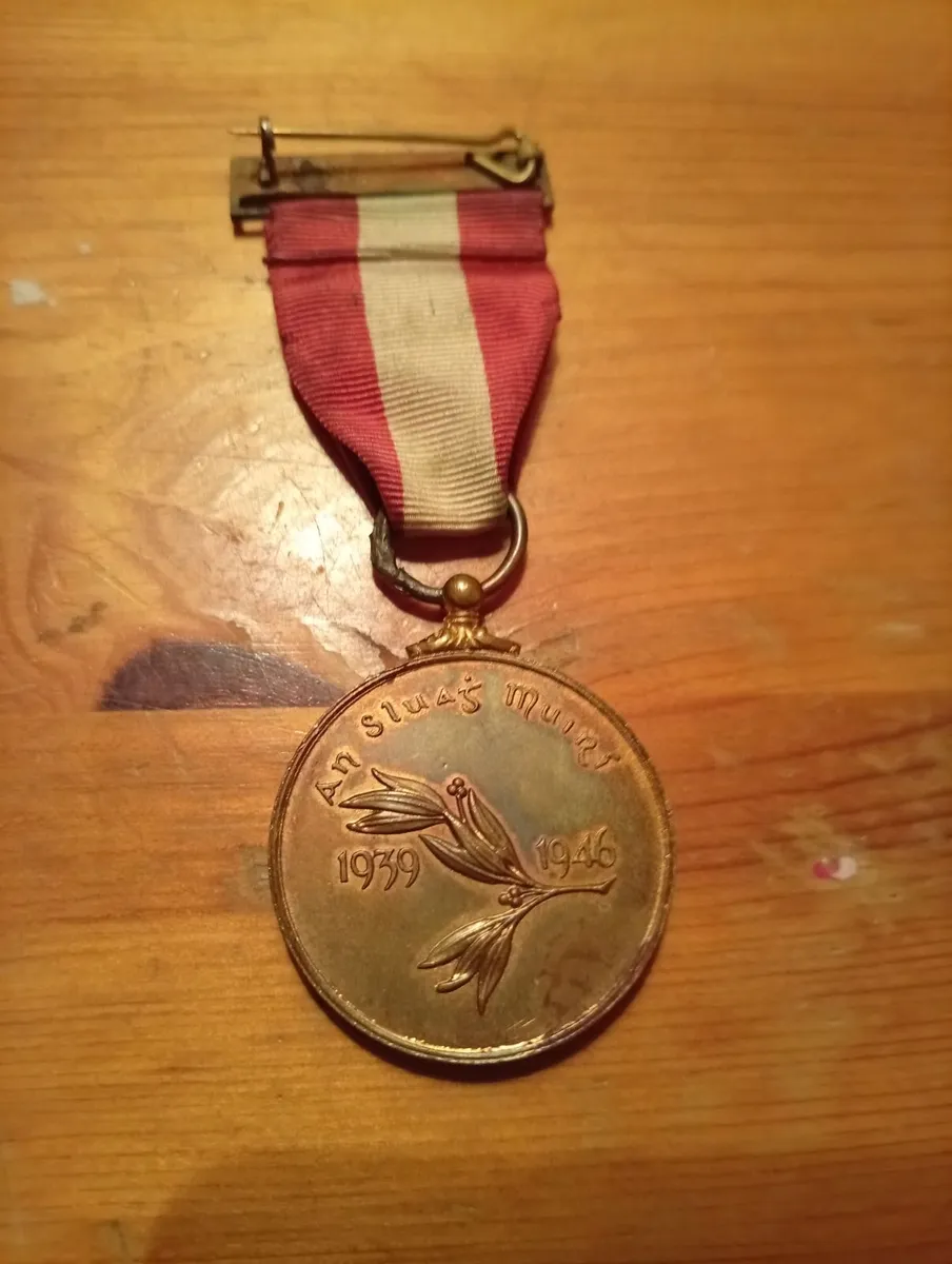 Original Irish Emergency Medal - Image 2