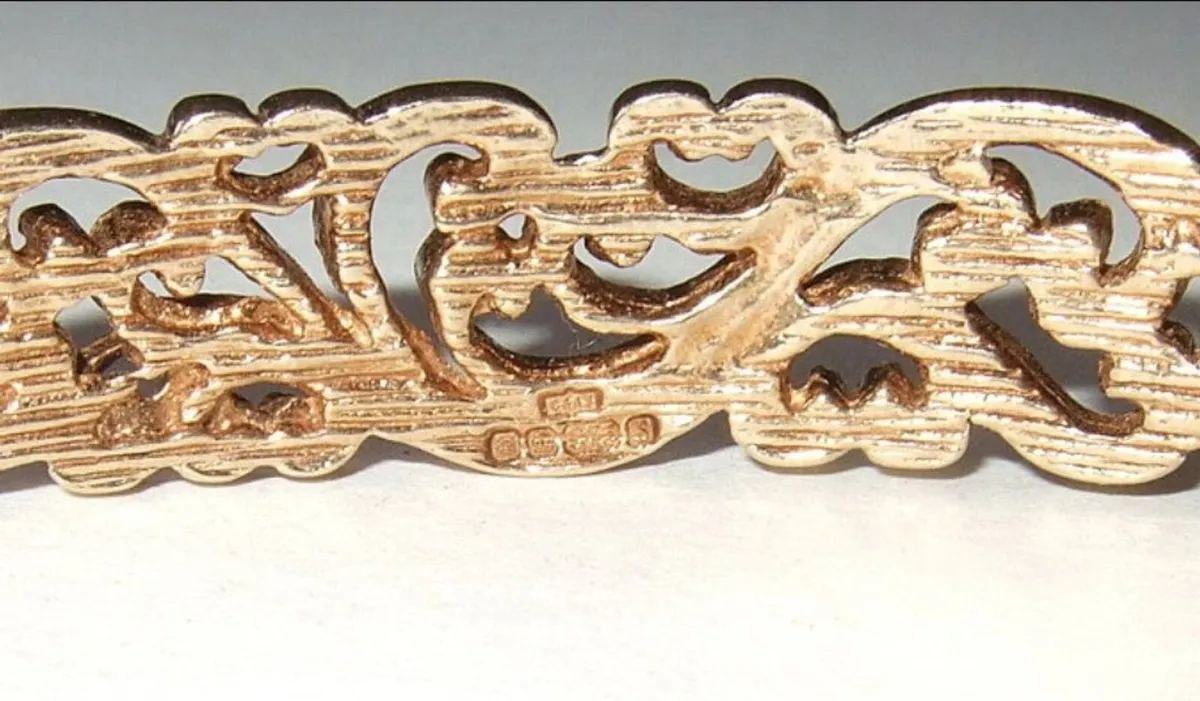 Vintage Hallmarked 9ct Gold Pendant & Chain - Image 3