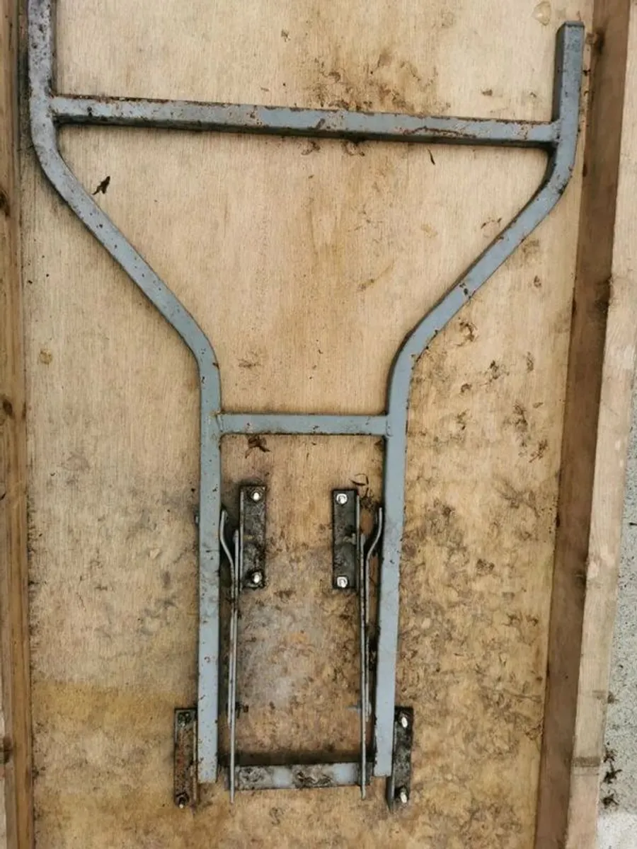 Foldable Workbench - Image 4