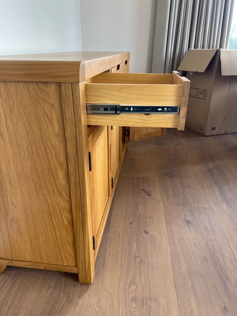 Radcliffe Side Board - Image 4