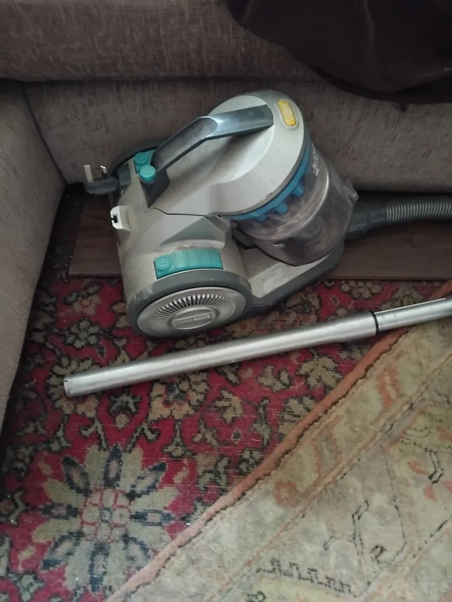 FREE hoovers metal filing cabinet and superserv - Image 2