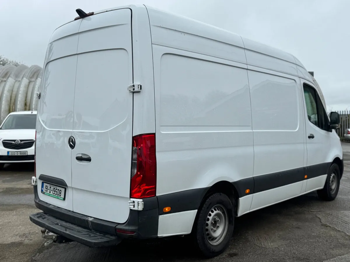 MERCEDES BENZ SPRINTER 2.1L DIESEL 2019 - Image 4