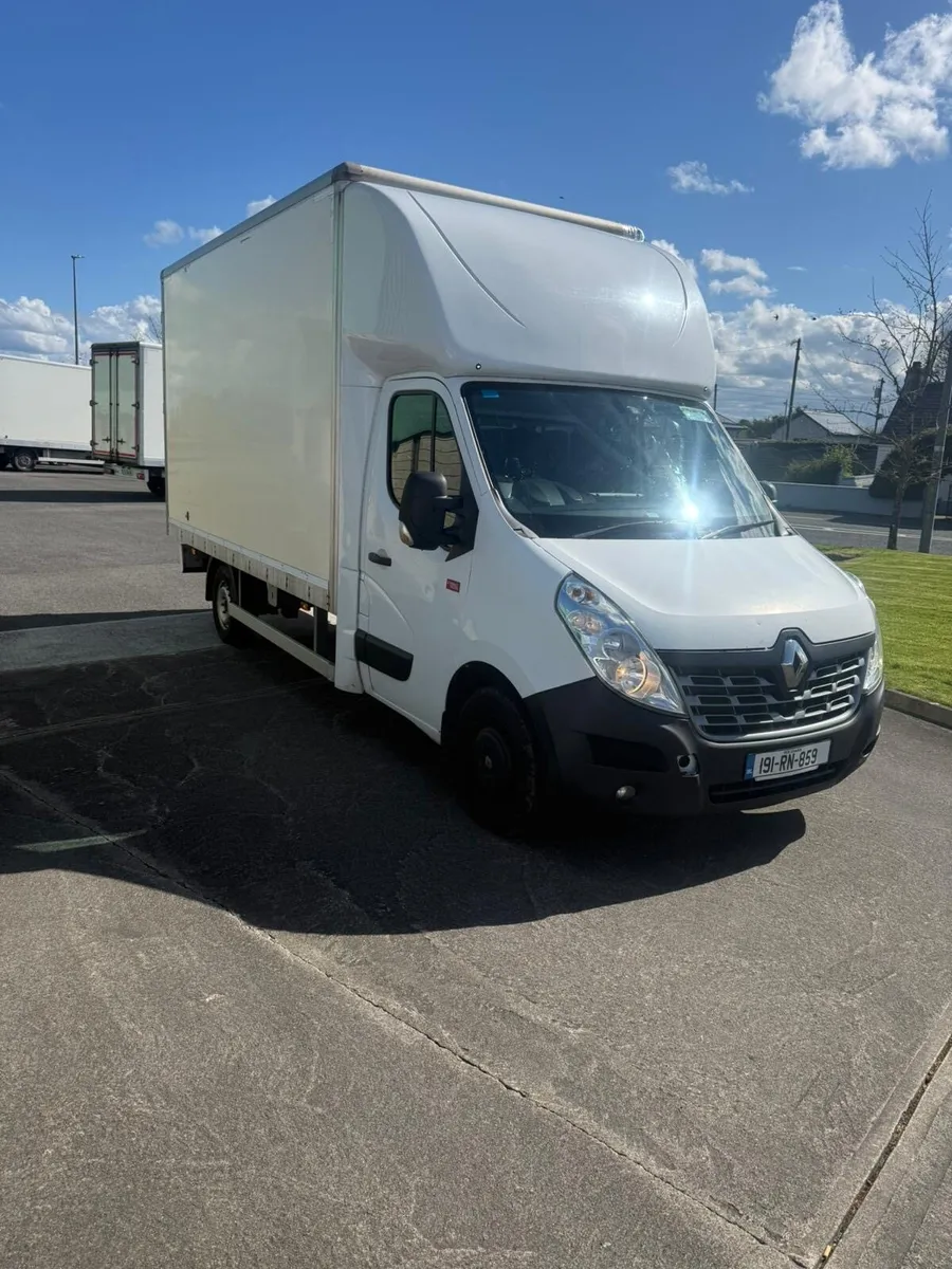 Renault Master - Image 1