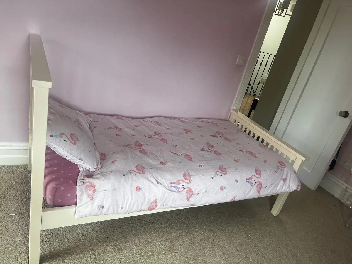 Bed / Cot / Buggy - Image 1