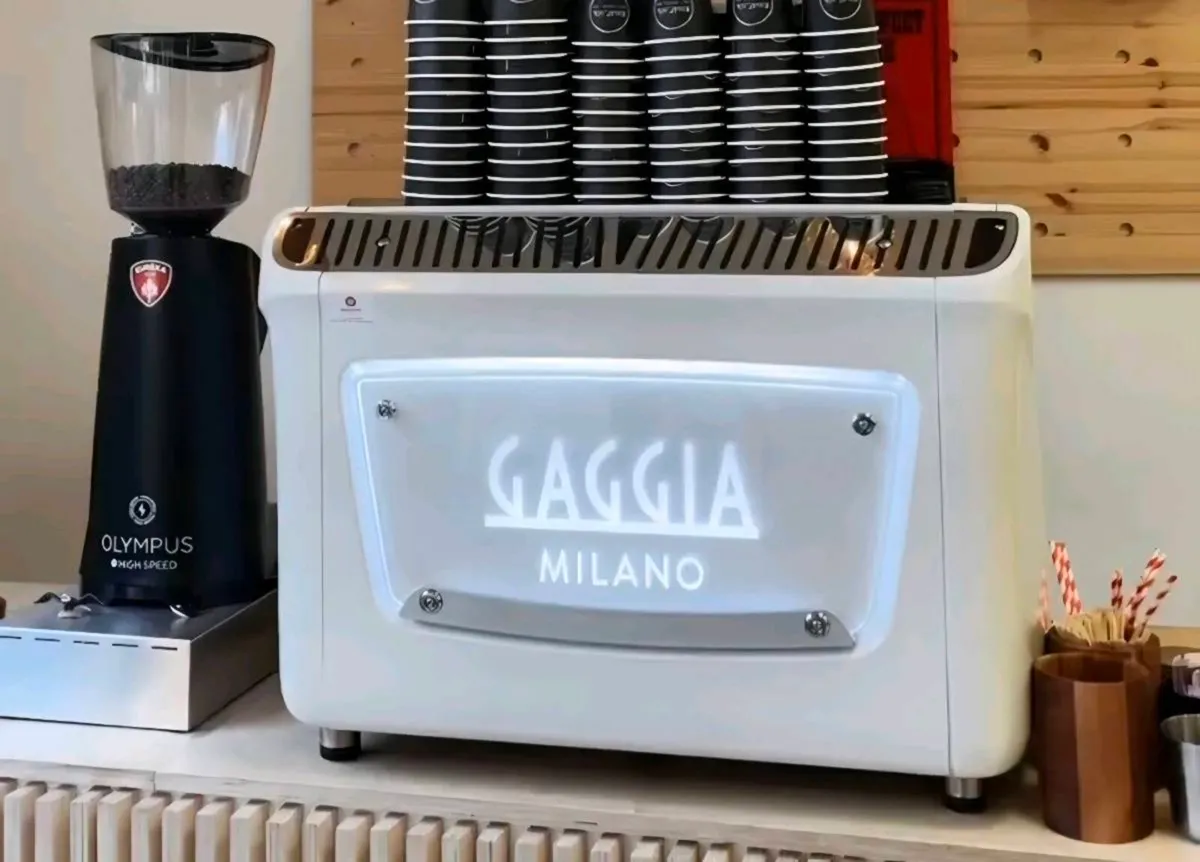 Gaggia Milano & Eureka Olympus Grinder - Image 1