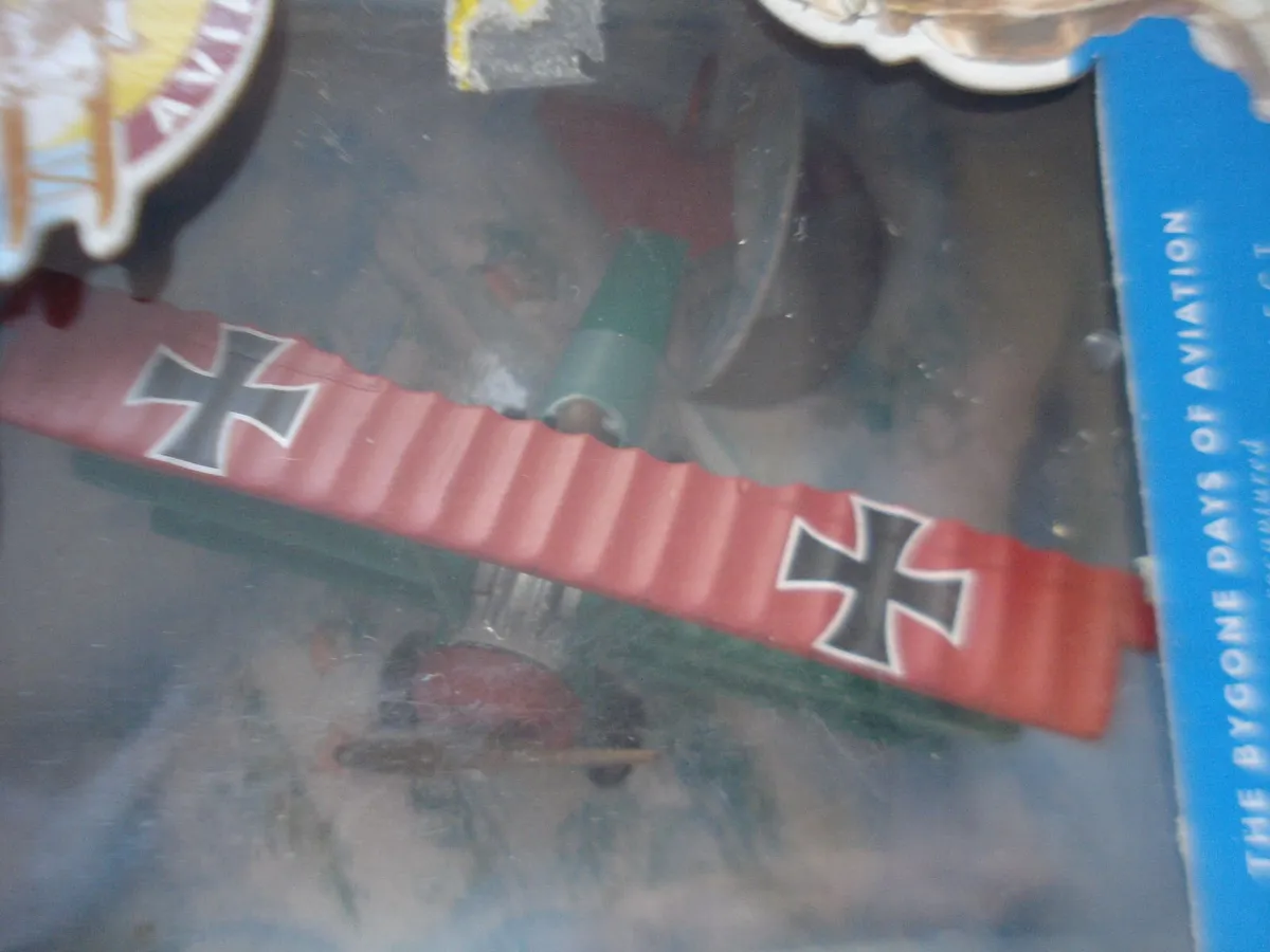 LLEDO DAYS GONE DIECAST METAL MODEL WW1 PLANES. - Image 3