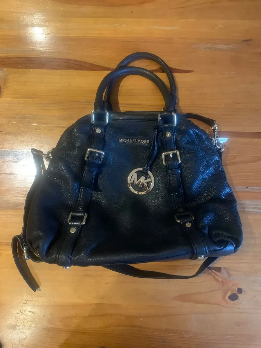 Micheal Kors Black Handbag - Image 1