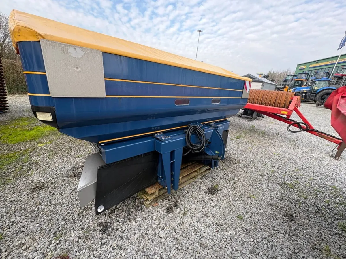 BOGBALLE FERT SPREADER - Image 2