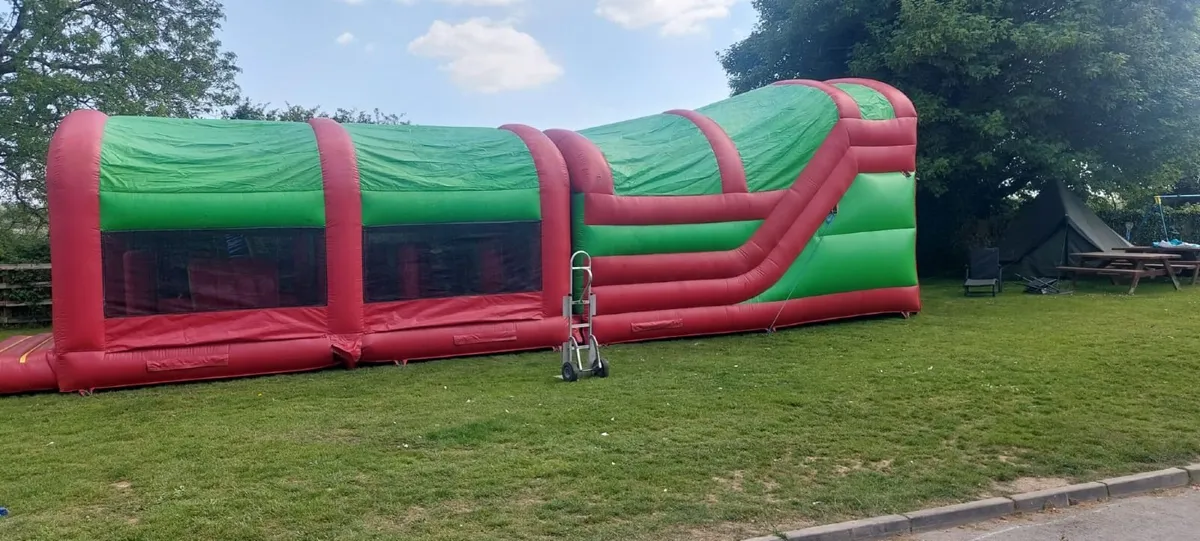 Bouncy castle - Image 1