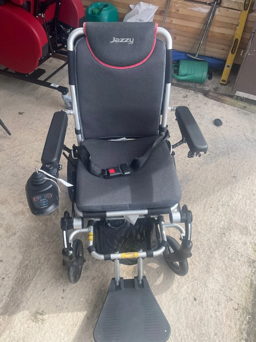 Electric Wheelchair. - Image 1
