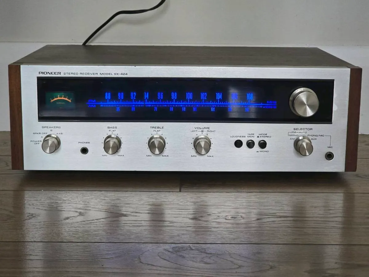 Pioneer SX-424 Receiver - Image 1