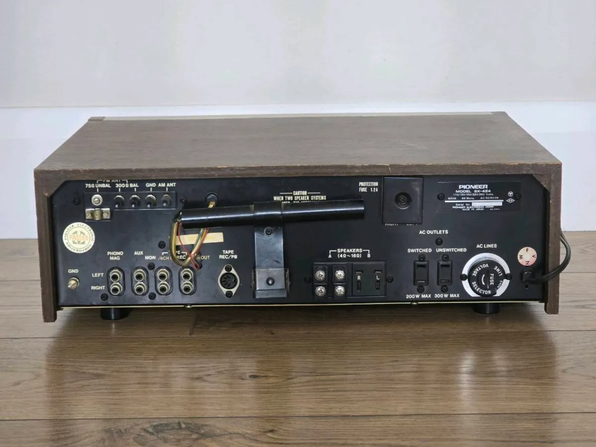 Pioneer SX-424 Receiver - Image 2
