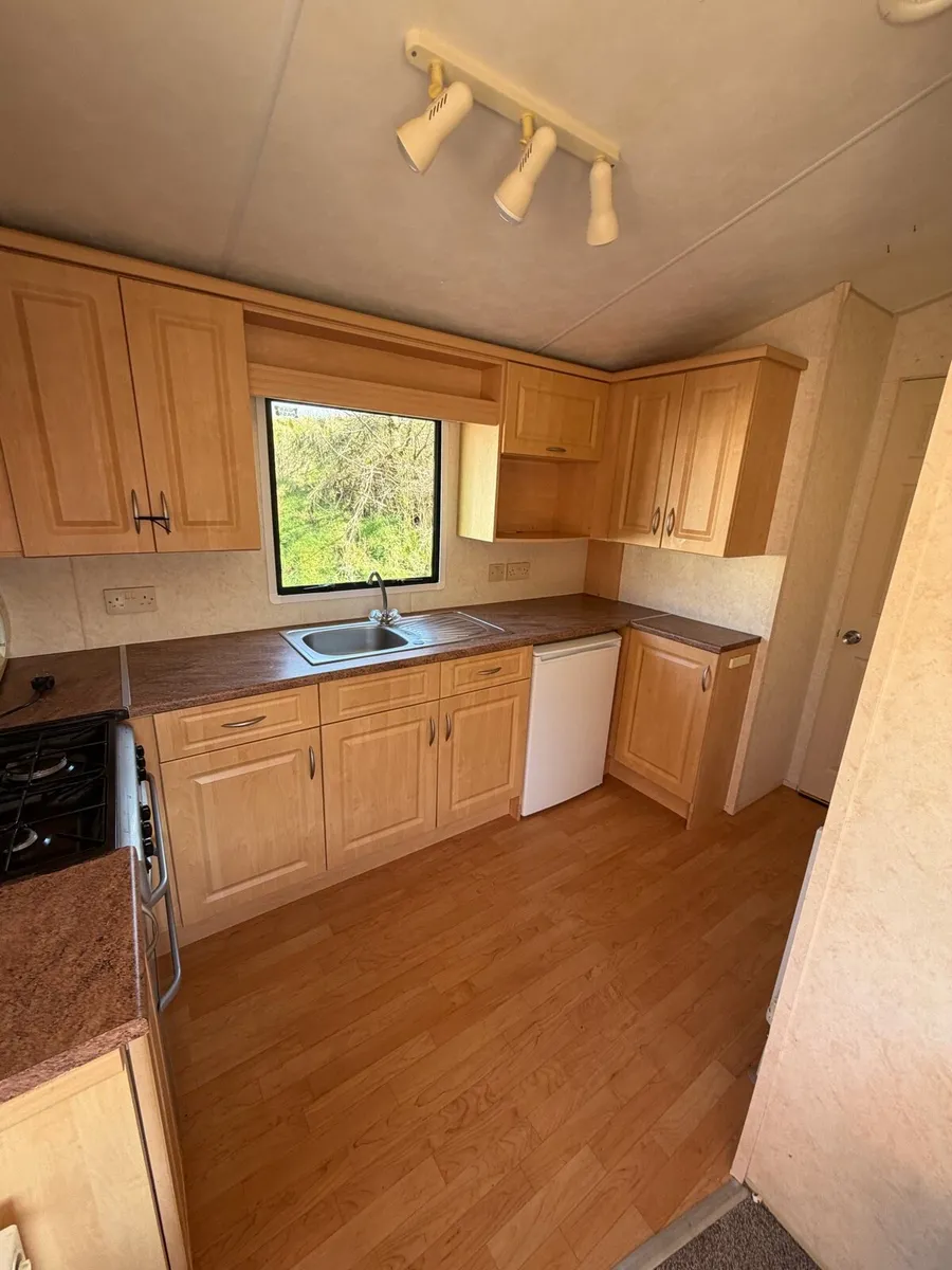 Willerby Westmorland 35 x 12 x 2 Bed - Image 3