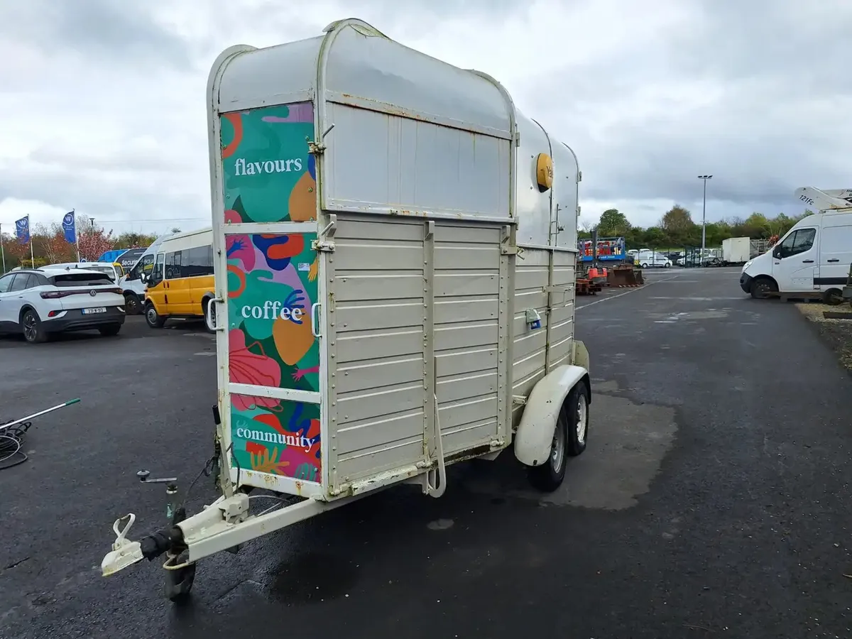 Horse Box Catering Trailer For Auction - Image 1