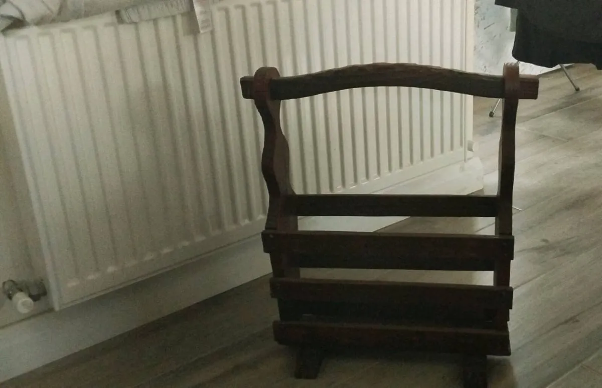 Magazine rack/book holder/wine rack - Image 3