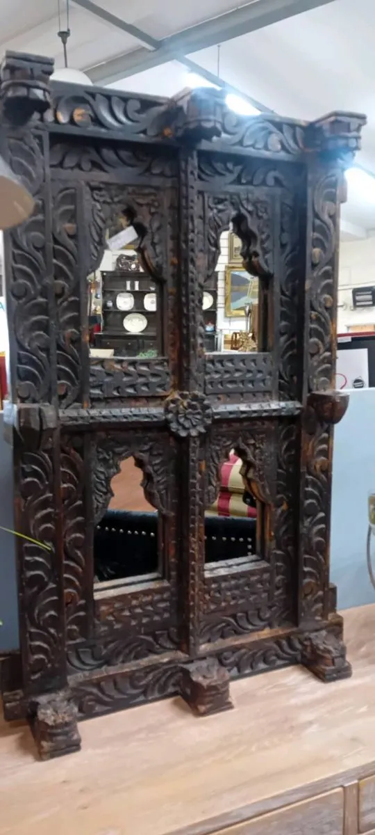 Carved Jharoka Wall Mirror - Image 1