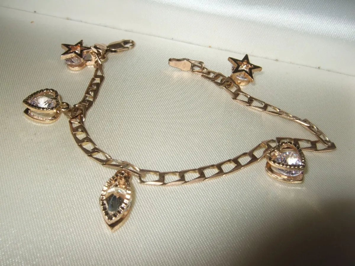 Vintage 9ct Gold Charm Bracelet - Image 4