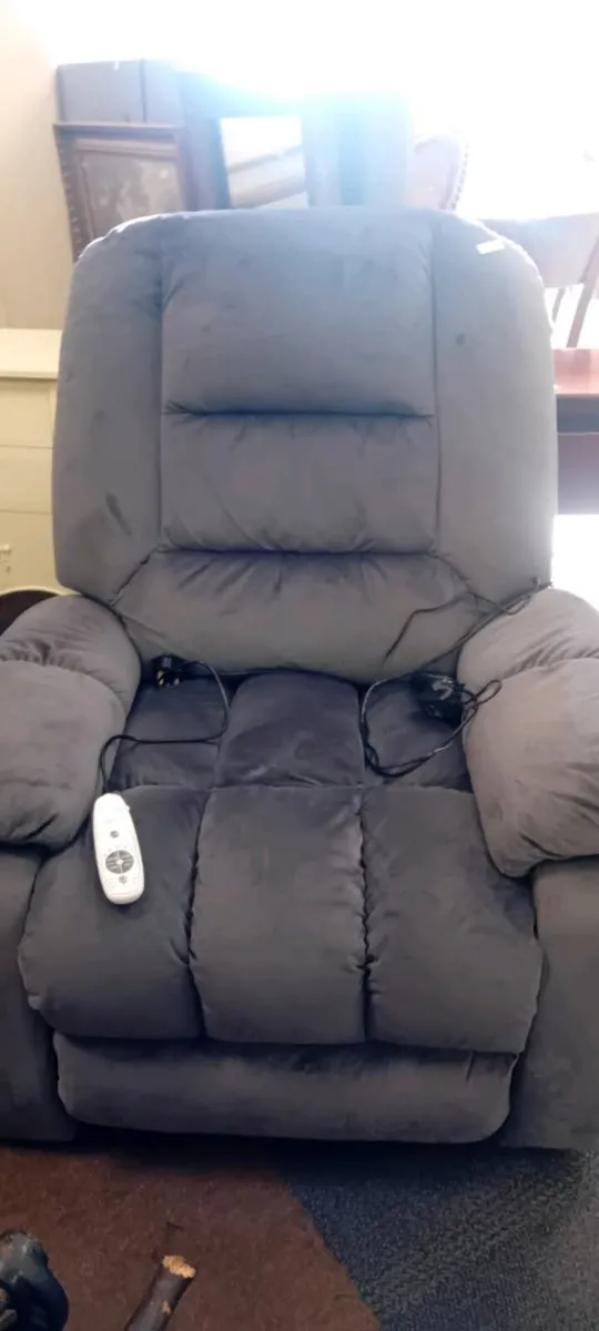 Grey Velvet Recline Armchair - Image 1