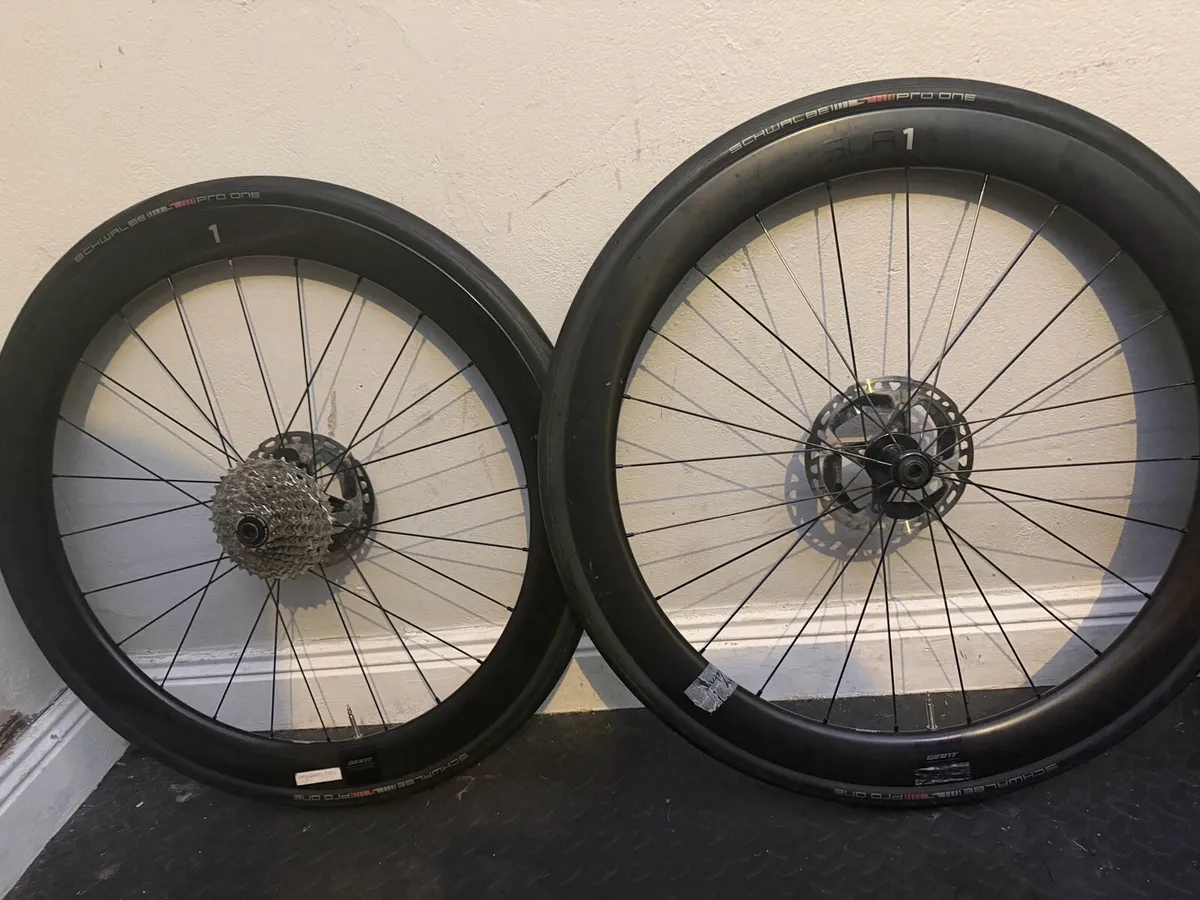 Giant SLR1 50mm carbon wheelset - Image 1