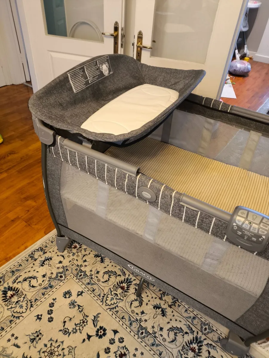 Graco baby cot - Image 3