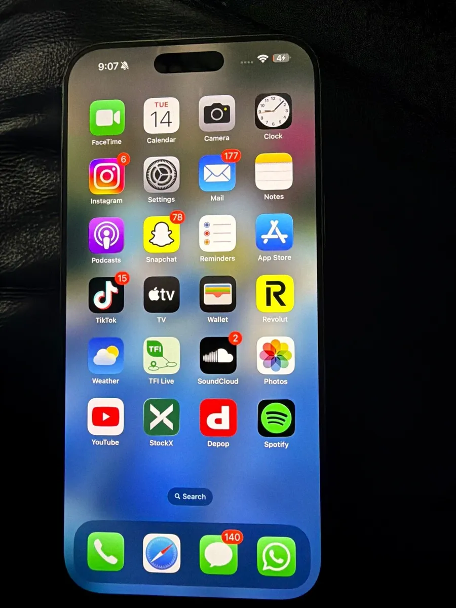 Apple 16 Pro Max Grey met - Image 2