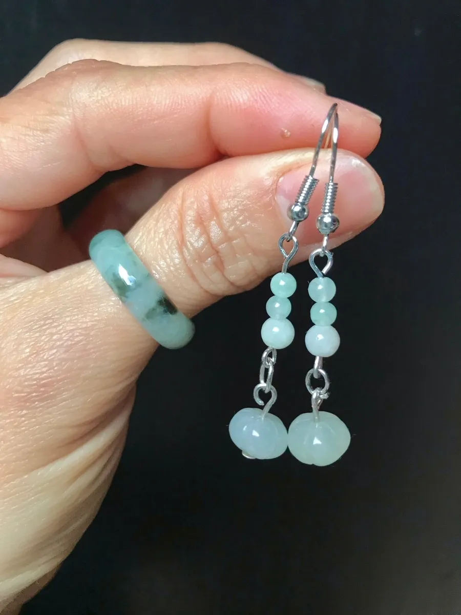 Handmade jadeite Jade earrings - Image 1