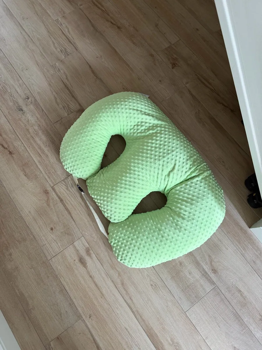 3 x Nursing pillows - Image 2