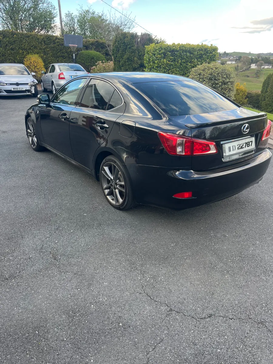 Lexus is 200  f sport - Image 1