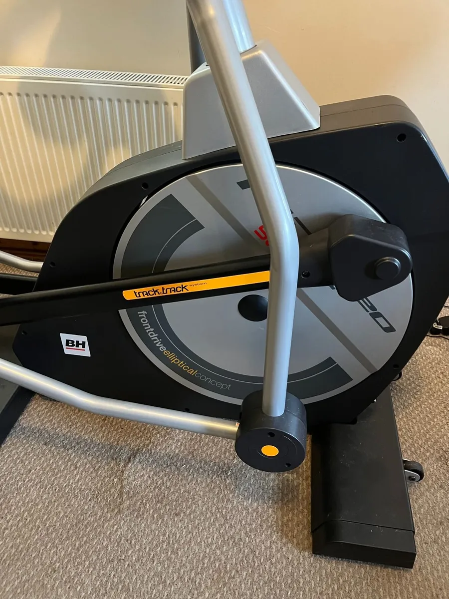 Cross trainer - Image 2