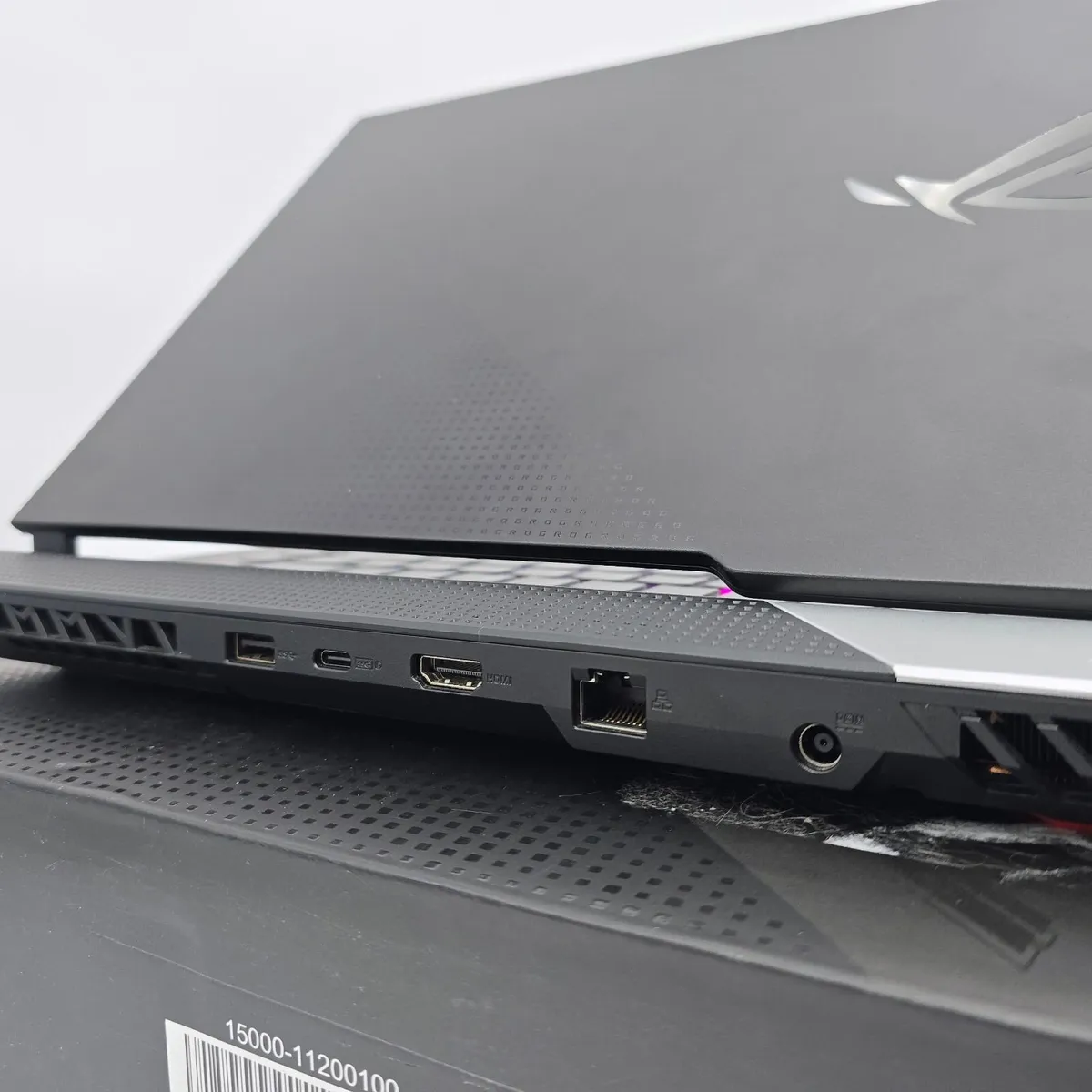 ASUS ROG Strix G15 Ryzen 9 5900 RX 6800 32GB 300Hz - Image 3