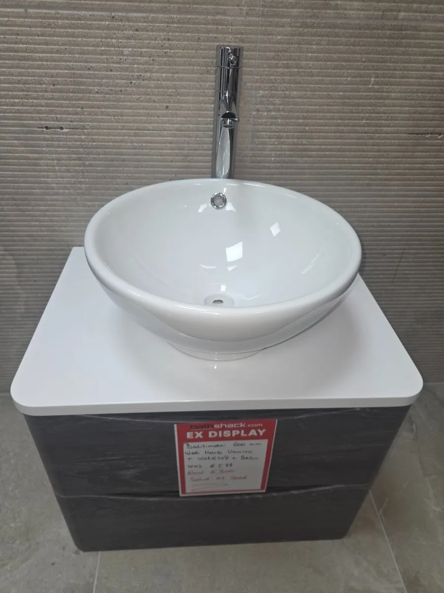 Baltimore 600mm Wall Mounted Vanity Unit & worktop - Image 2