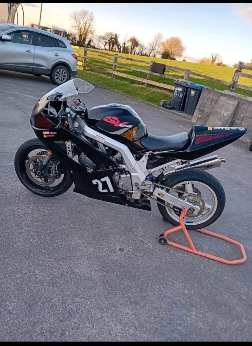 Suzuki SV650 track Bike - Image 2