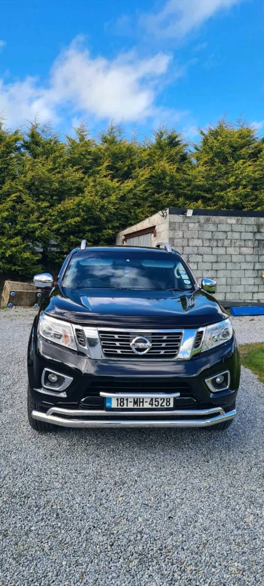 Mint condition nissan navara, very low miles - Image 3