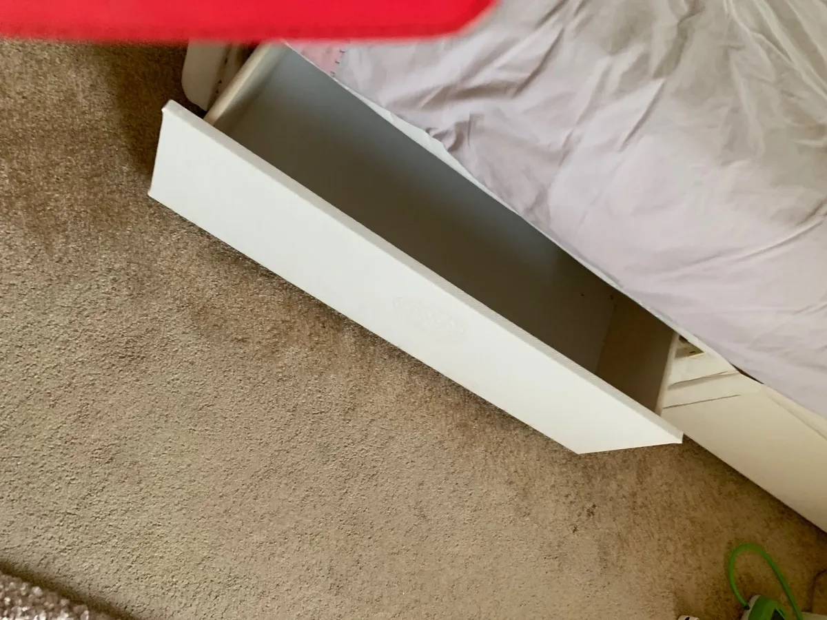 Free Double bed - Image 2