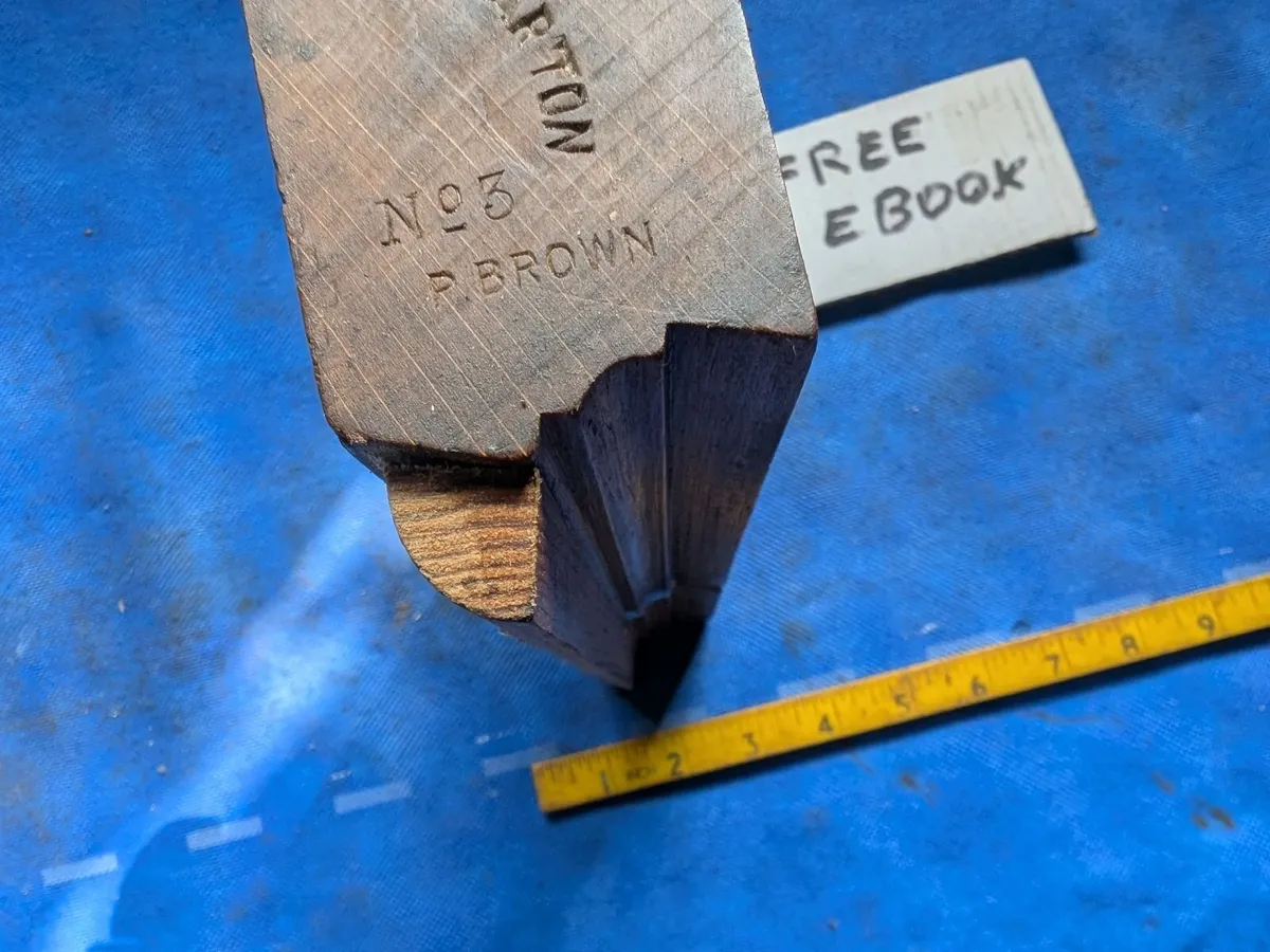 3/8" Ovolo Moulding Plane - Image 3