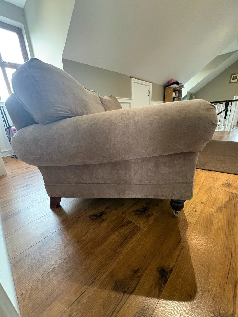 3 Seater Sofa - Image 4