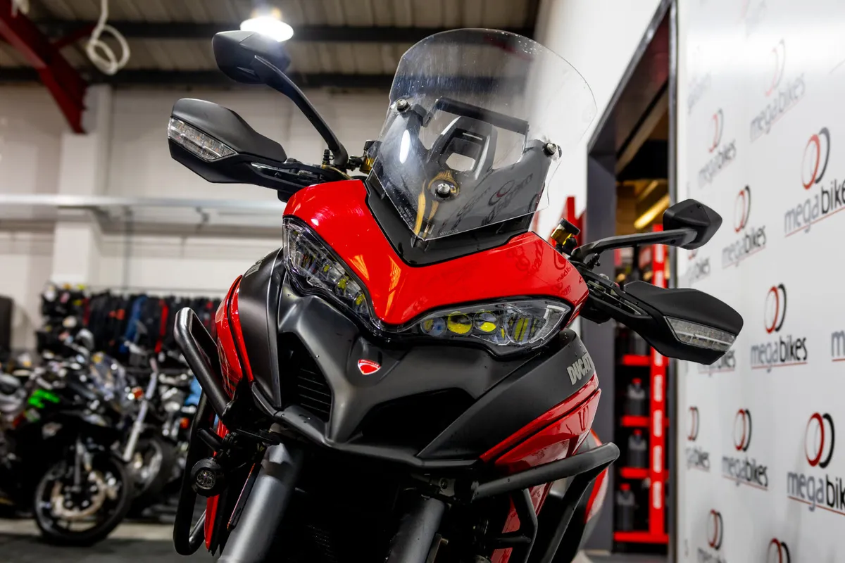 Ducati Multistrada V2S 2023 - Image 4