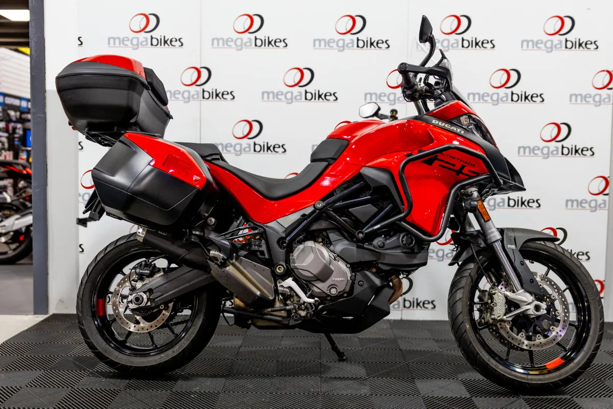 Ducati Multistrada V2S 2023 - Image 1
