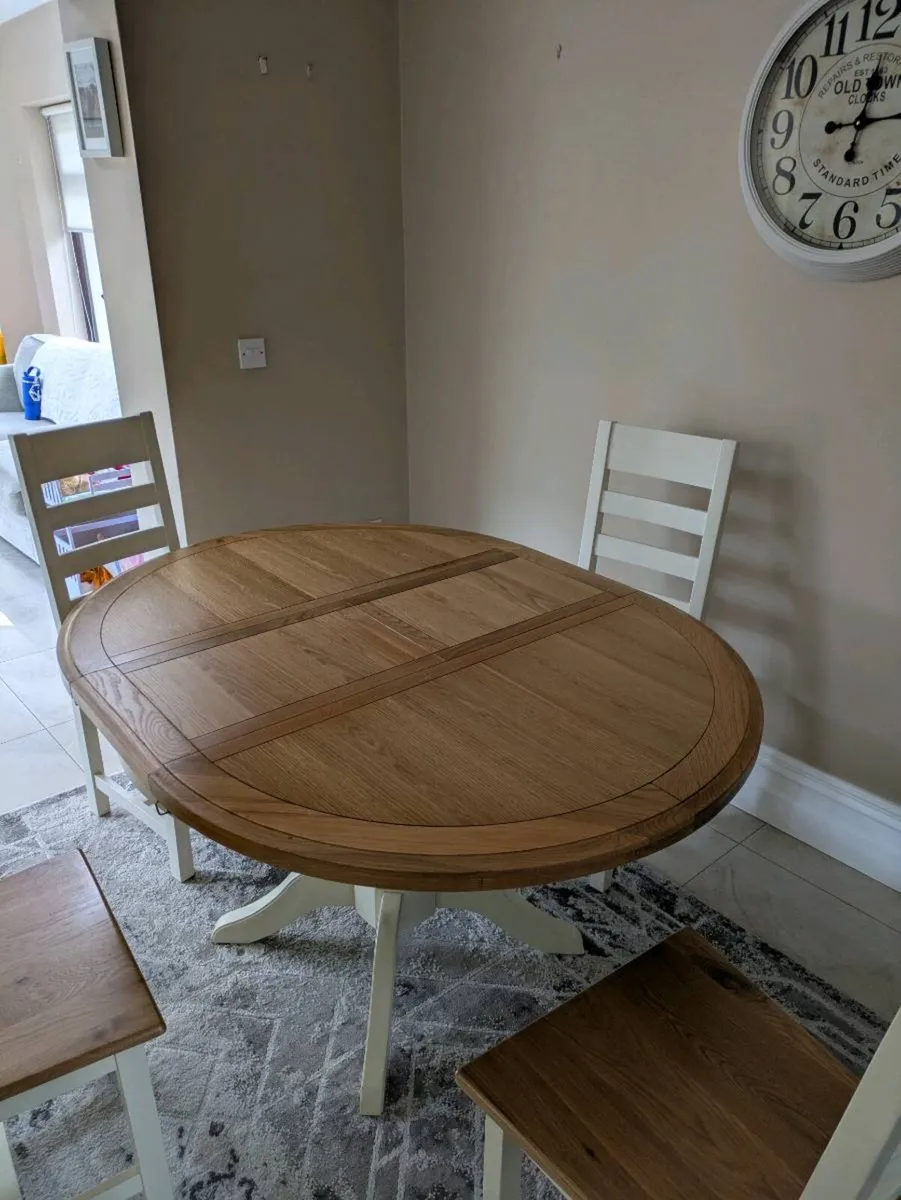 Kitchen table - Image 3