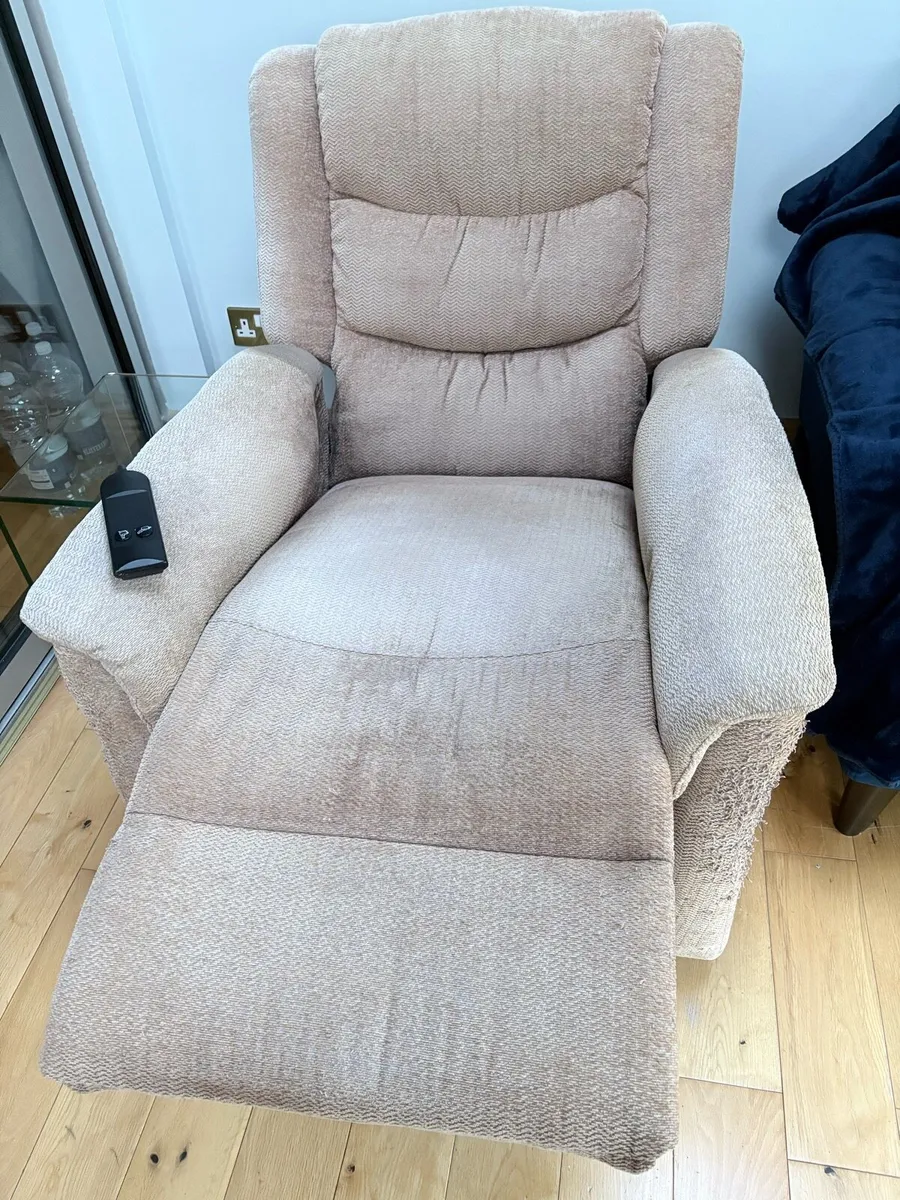 An Orthopaedic chair