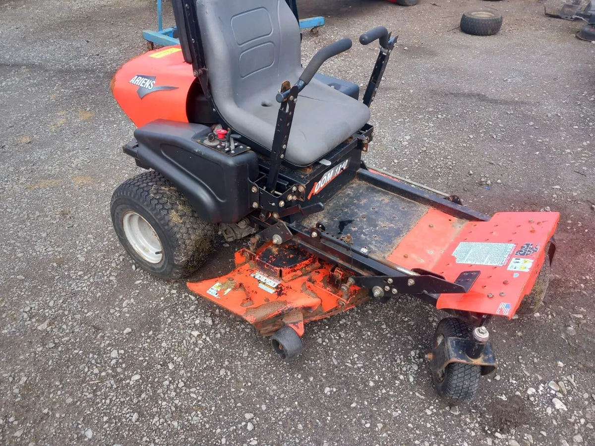 zero turn ride on mower - Image 1