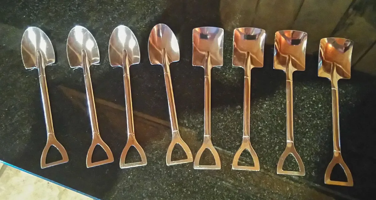 Stainless Steel Shovel Tea/dessert Spoons (New). - Image 1