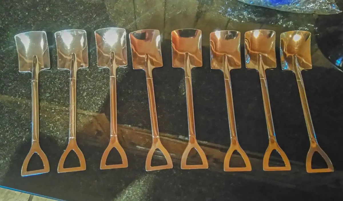 Stainless Steel Shovel Tea/dessert Spoons (New). - Image 4