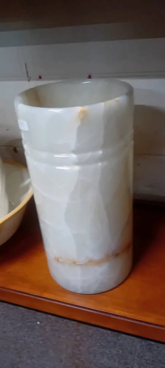 Retro Alibaster Umbrella Stand - Image 1