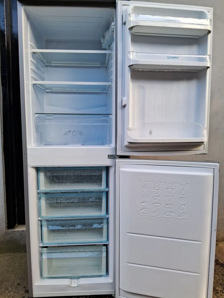 FRIDGE AND FREEZER FULL FROST FREE - Image 3